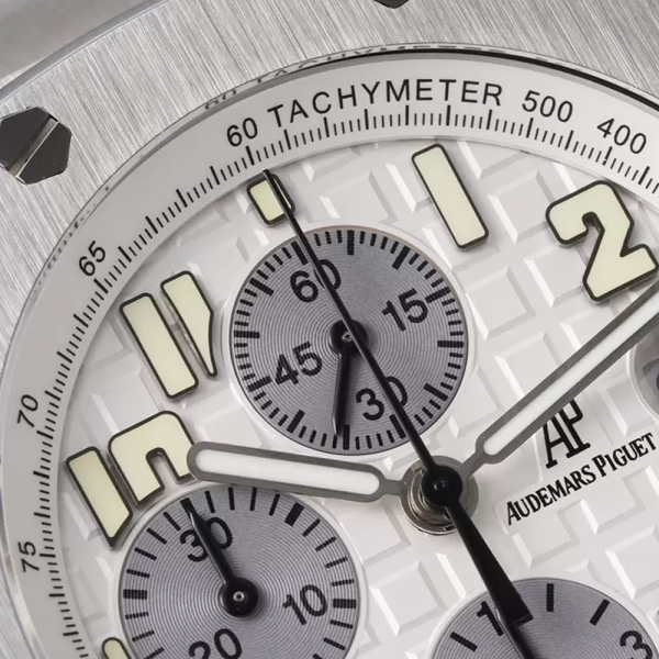 APF공장 오데마피게 로얄오크 오프쇼어 크로노그래프 화이트 텍스처 다이얼 SS 브레이슬릿 42mm 26470