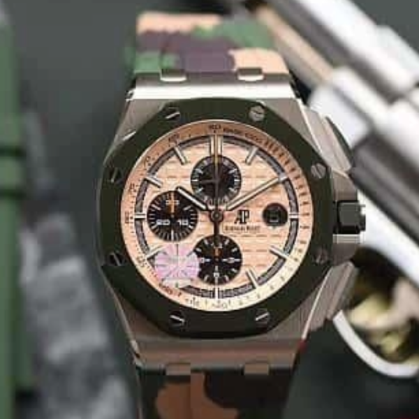 JF공장 오데마피게 로얄오크 오프쇼어 밀리터리 에디션 크림 다이얼 러버 스트랩 44mm 26400SO