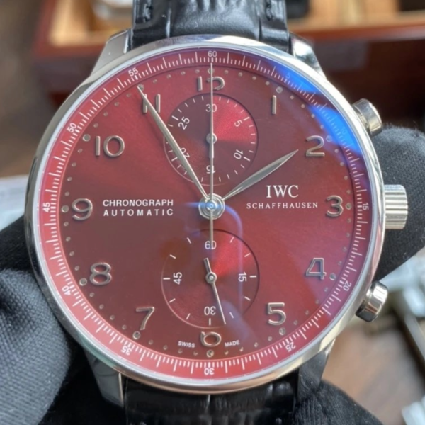 YL공장 IWC 포르투기저 크로노그래프 레드 다이얼 150주년 기념 에디션 레더 스트랩 40mm IW371616