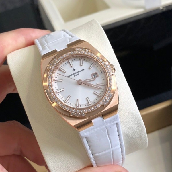 VC공장 바쉐론 콘스탄틴 오버시즈 레이디 로즈골드 다이아베젤 화이트 다이얼 레더 스트랩 33mm 1205V/100A-B592
