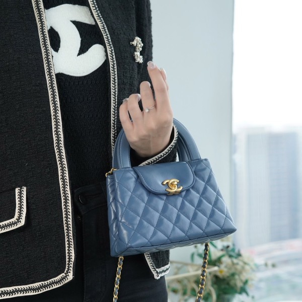 (티무역) 샤넬 23FW 켈리백 라지 라이트 블루 금장 AS4416