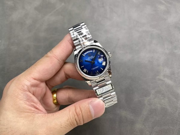 QF공장 v5 롤렉스 데이데이트 청판 로만 다이얼 화이트골드 36mm 128236