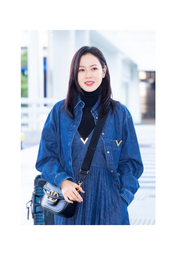 [손예진 PICK] 발렌티노 올타임 소프트 그레인 송아지 가죽 숄더백