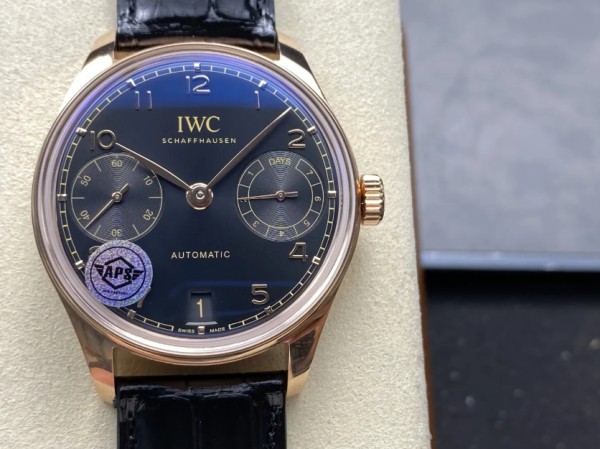 APS공장 IWC 포르투기저 세븐데이즈 로즈골드 블랙 다이얼 레더 스트랩 42mm IW501707